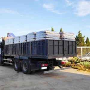 1 CAMIÓN – 24 PALETS Naturpellet – 1.680 SACOS DE 15 KG – 25.200 KG NETOS (25,2 TONELADAS).